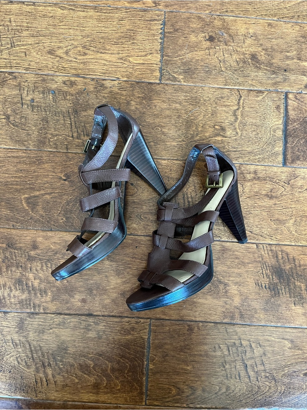 Nine West SZ 9 Brown Leather Strappy Heels - Picture 2 of 11